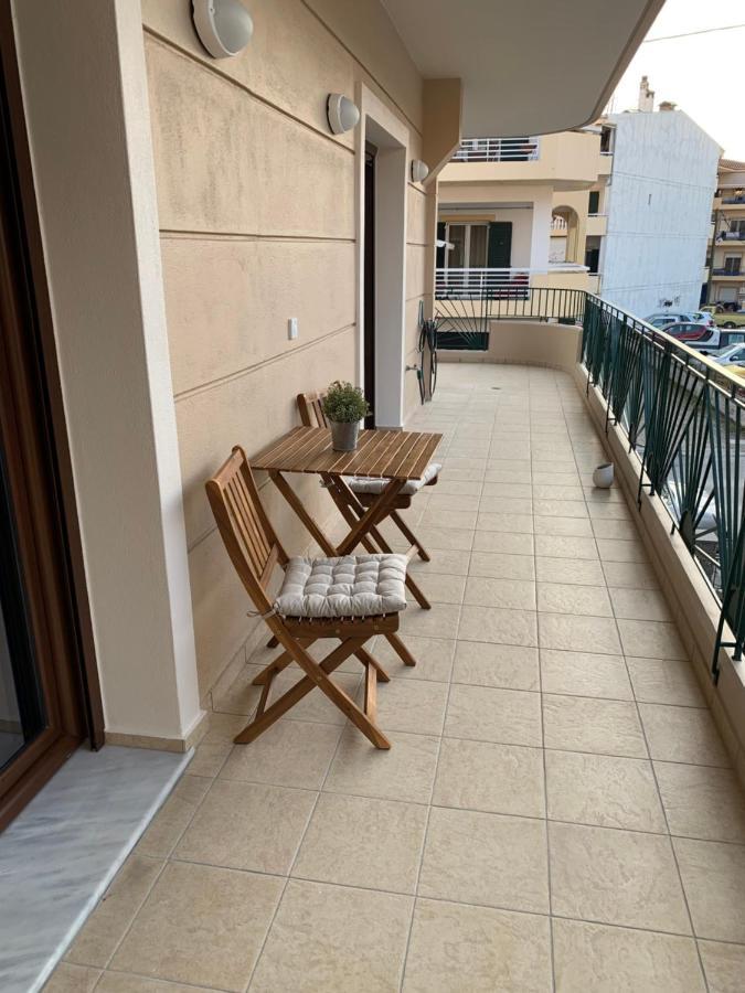Divine Meteora Luxury Midtown Apartment Калампака Екстериор снимка