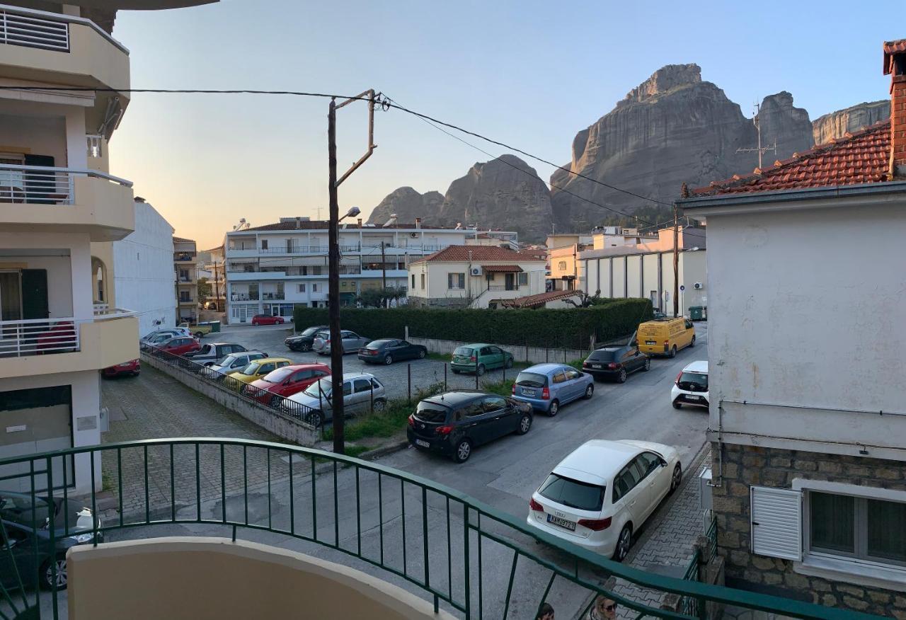 Divine Meteora Luxury Midtown Apartment Калампака Екстериор снимка